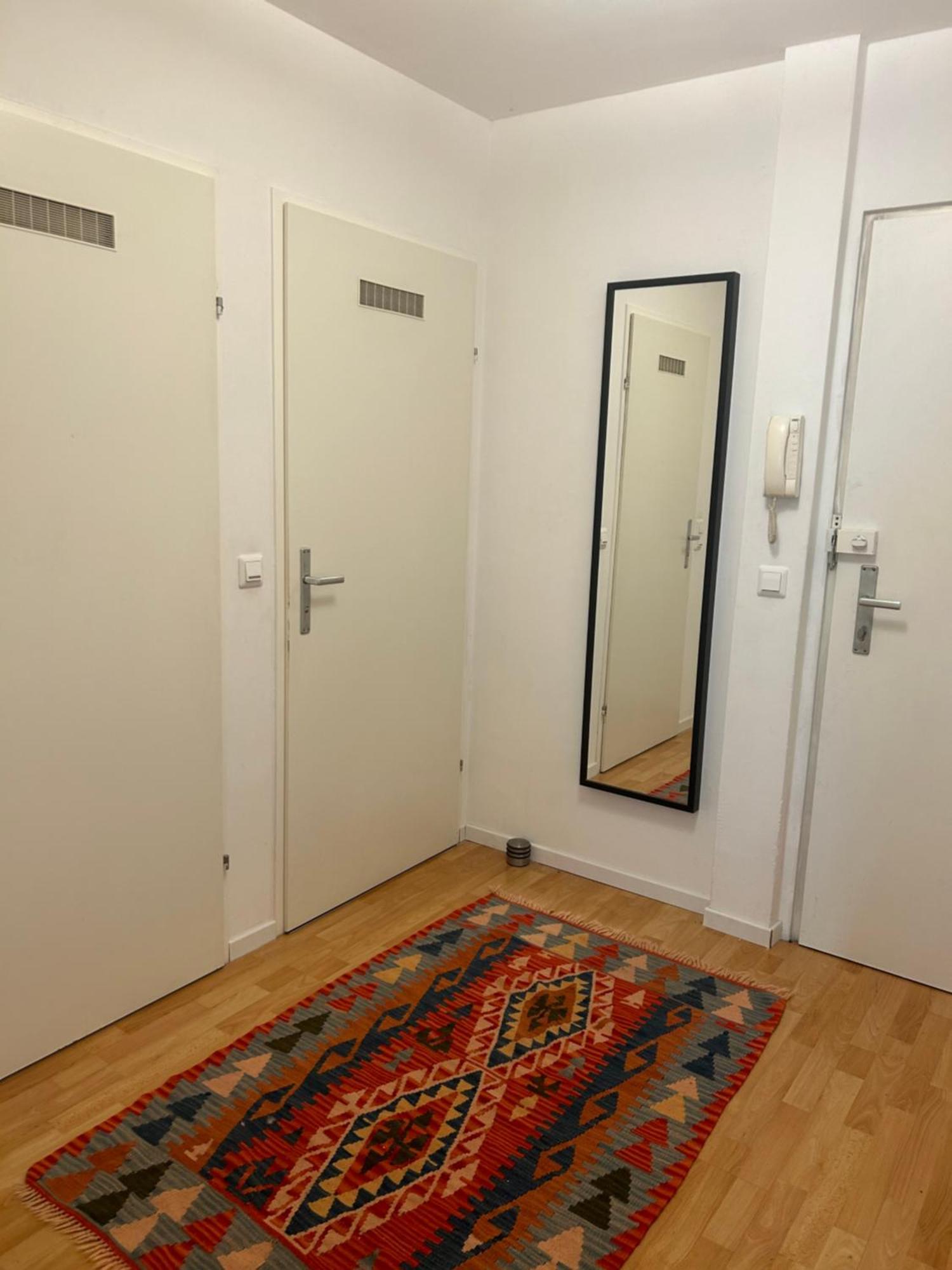 Apartment Mit Logia Und Kleinen Garten In Zentraler Lage 2 Wien Eksteriør billede