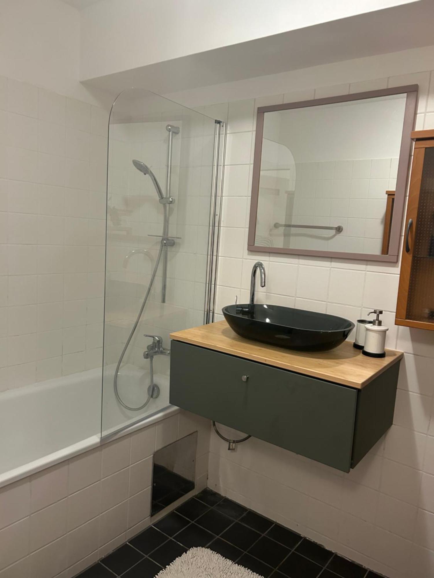 Apartment Mit Logia Und Kleinen Garten In Zentraler Lage 2 Wien Eksteriør billede